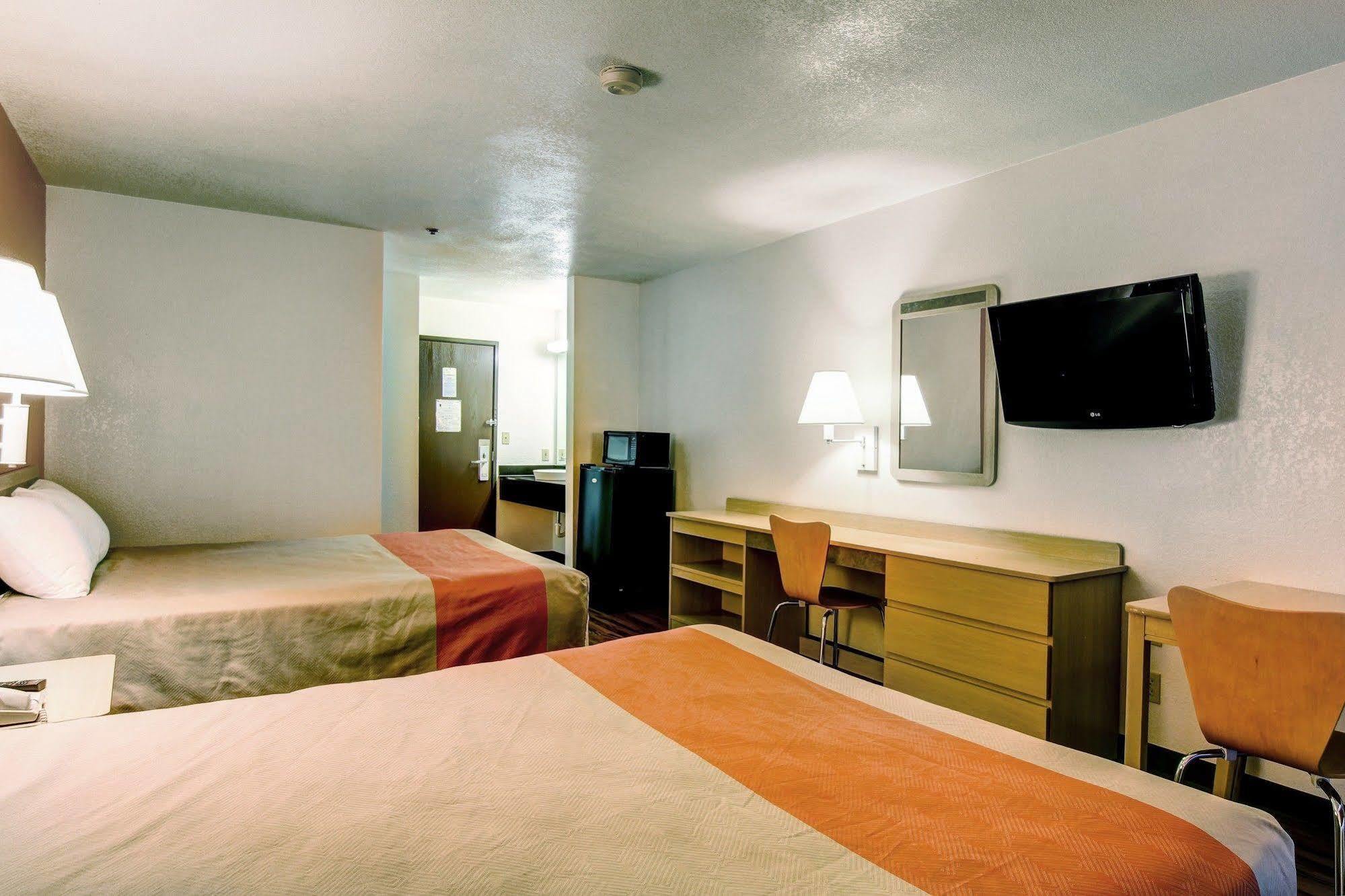 Motel 6-Columbia, Mo - East Eksteriør bilde